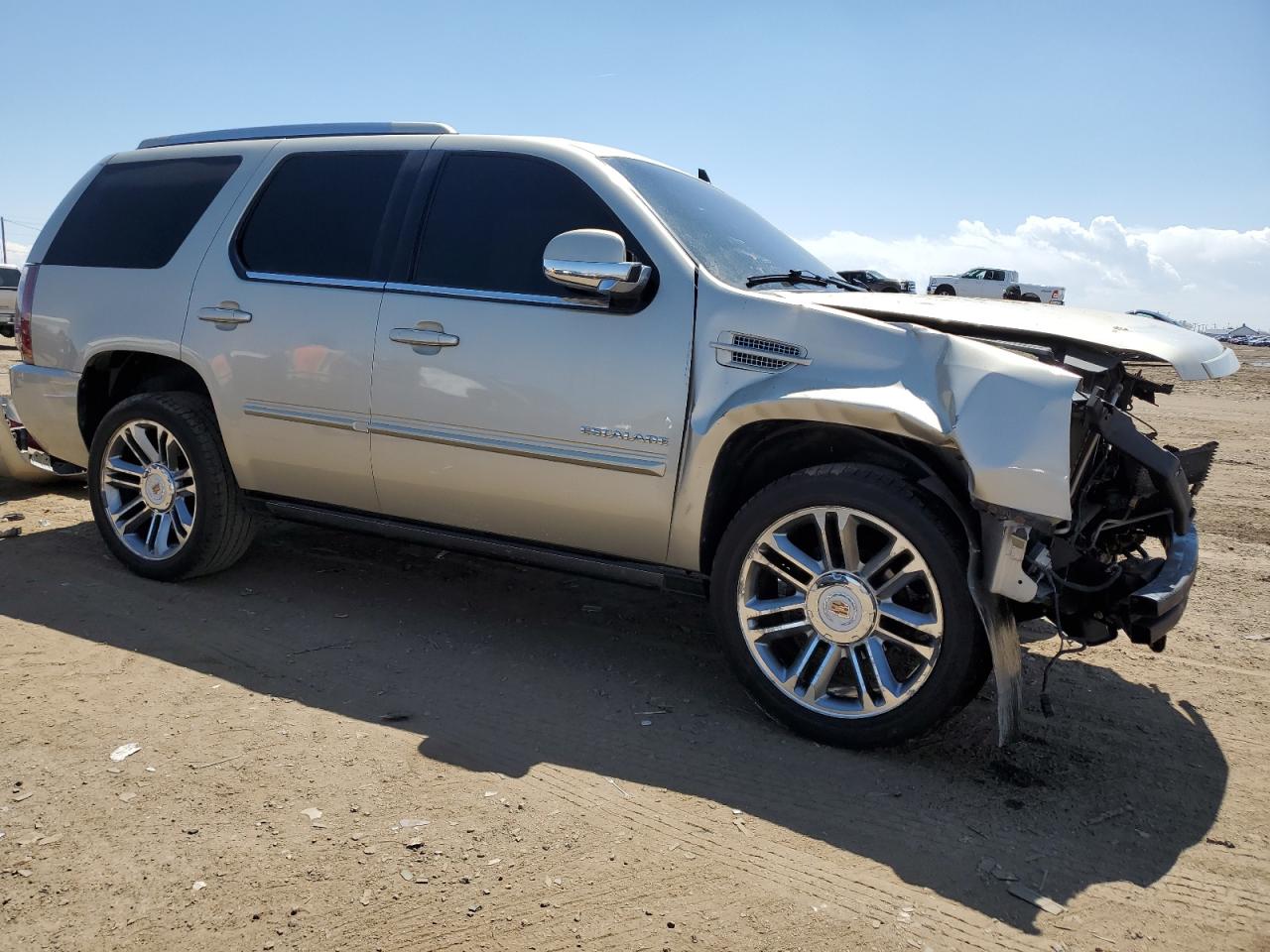 Photo 3 VIN: 1GYS4CEF7DR145883 - CADILLAC ESCALADE 