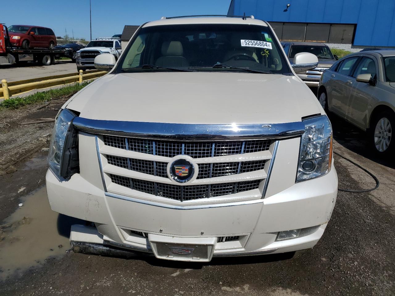 Photo 4 VIN: 1GYS4CEF7DR373866 - CADILLAC ESCALADE 