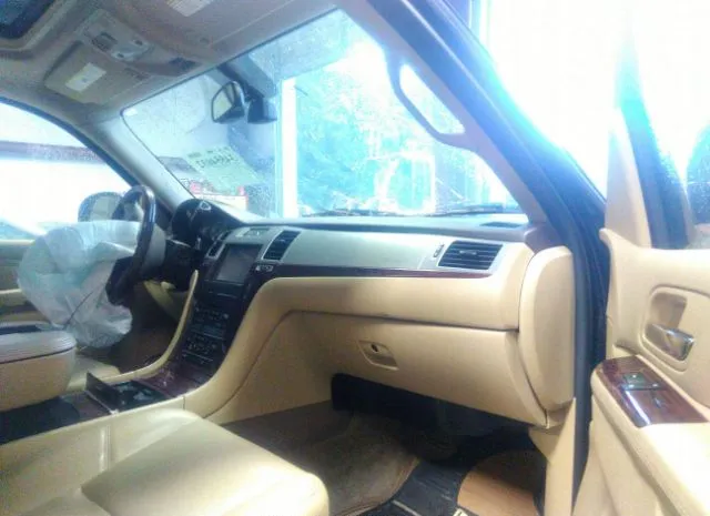 Photo 4 VIN: 1GYS4CEF9ER141643 - CADILLAC ESCALADE 