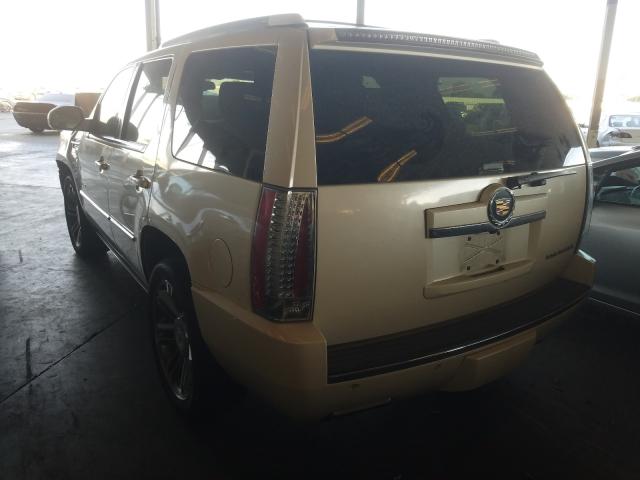 Photo 2 VIN: 1GYS4CEFXDR141391 - CADILLAC ESCALADE P 