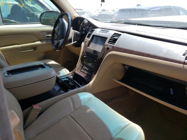 Photo 4 VIN: 1GYS4CEFXDR204411 - CADILLAC ESCALADE P 