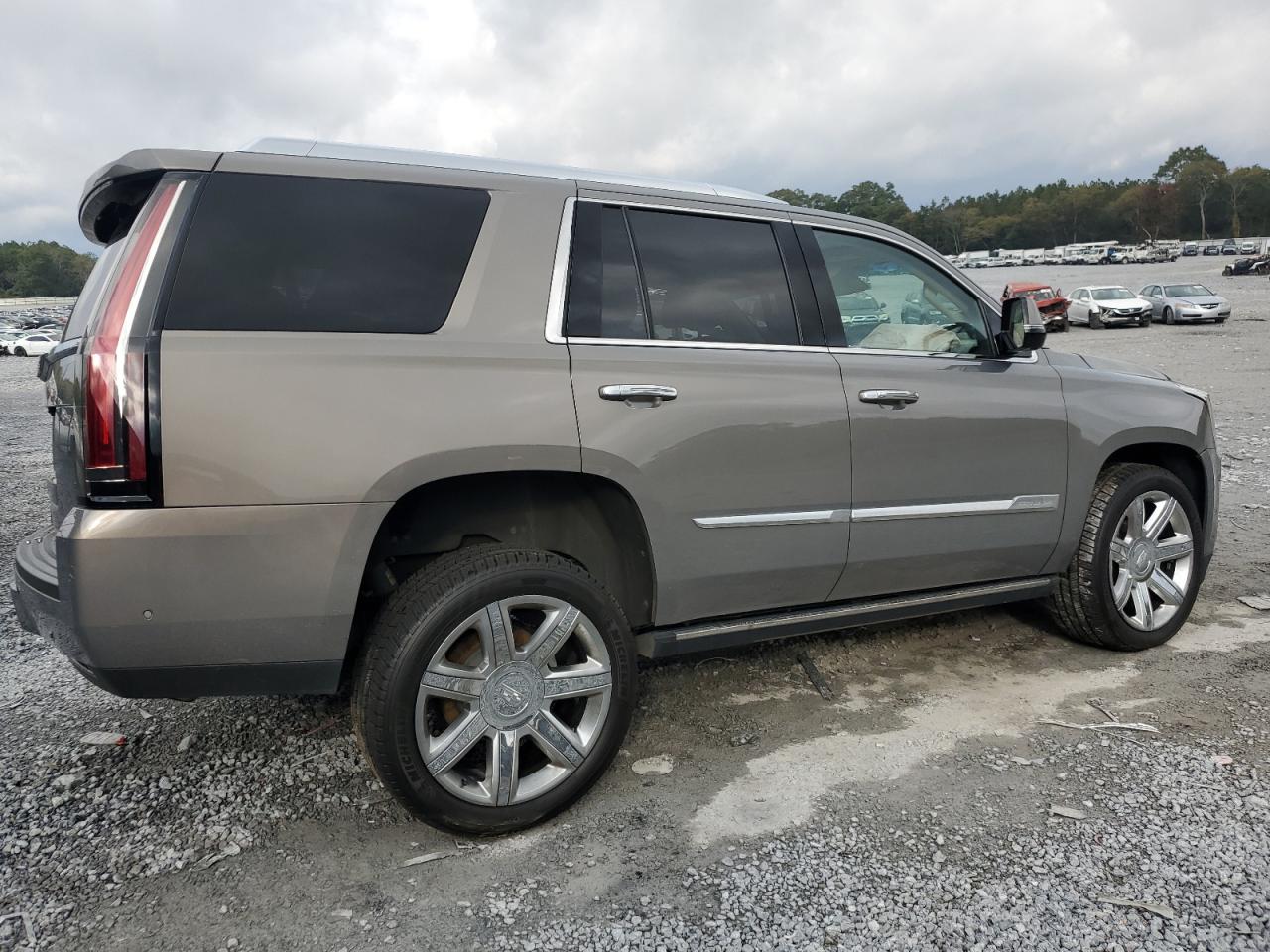 Photo 2 VIN: 1GYS4CKJ2HR217975 - CADILLAC ESCALADE 