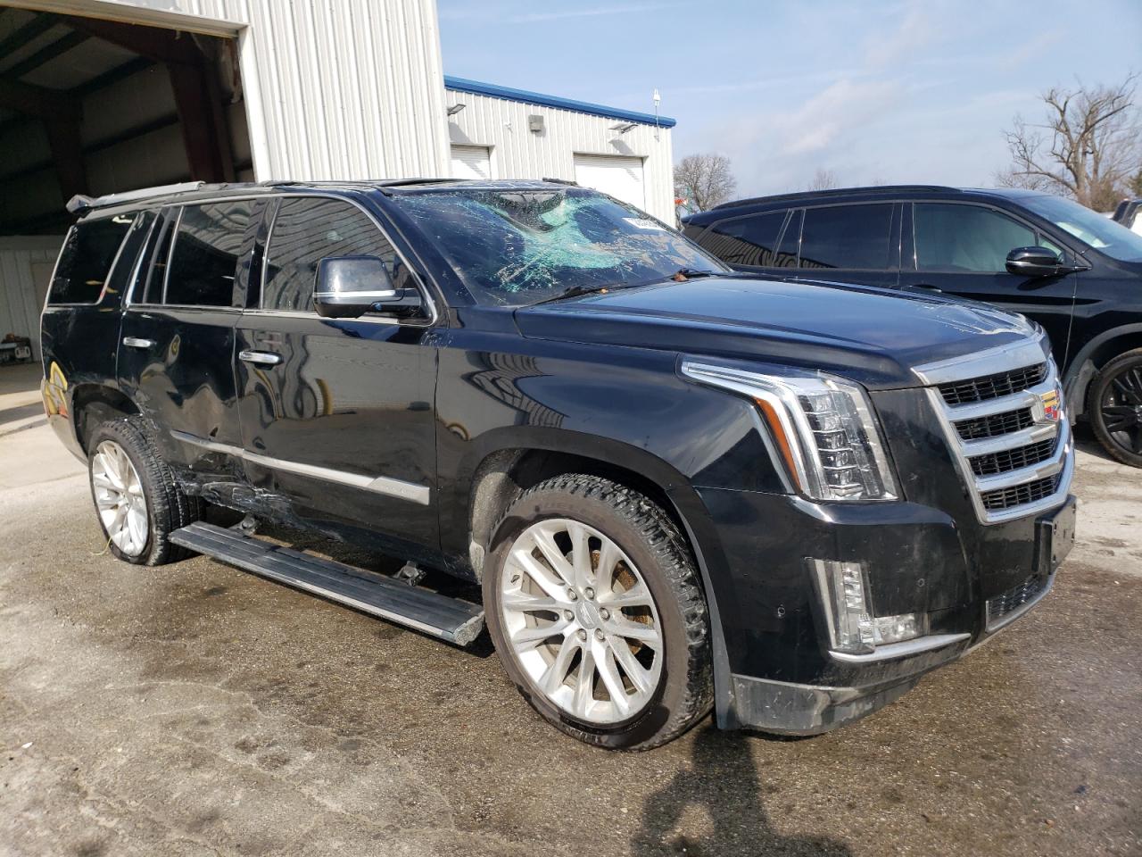 Photo 3 VIN: 1GYS4CKJ2LR277411 - CADILLAC ESCALADE 