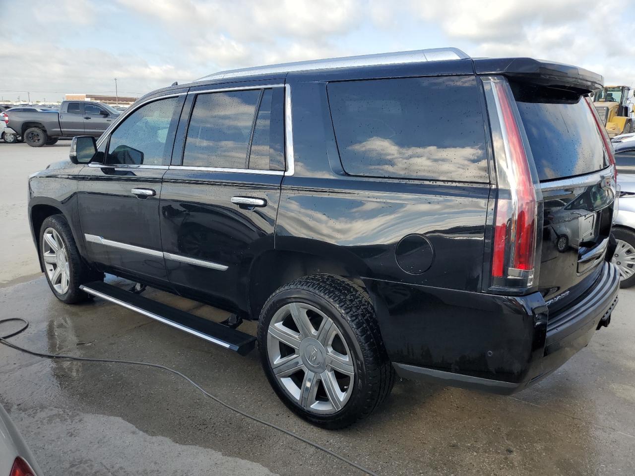 Photo 1 VIN: 1GYS4CKJ4KR220805 - CADILLAC ESCALADE P 