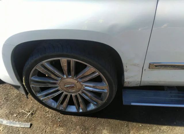 Photo 5 VIN: 1GYS4CKJ5GR159052 - CADILLAC ESCALADE 