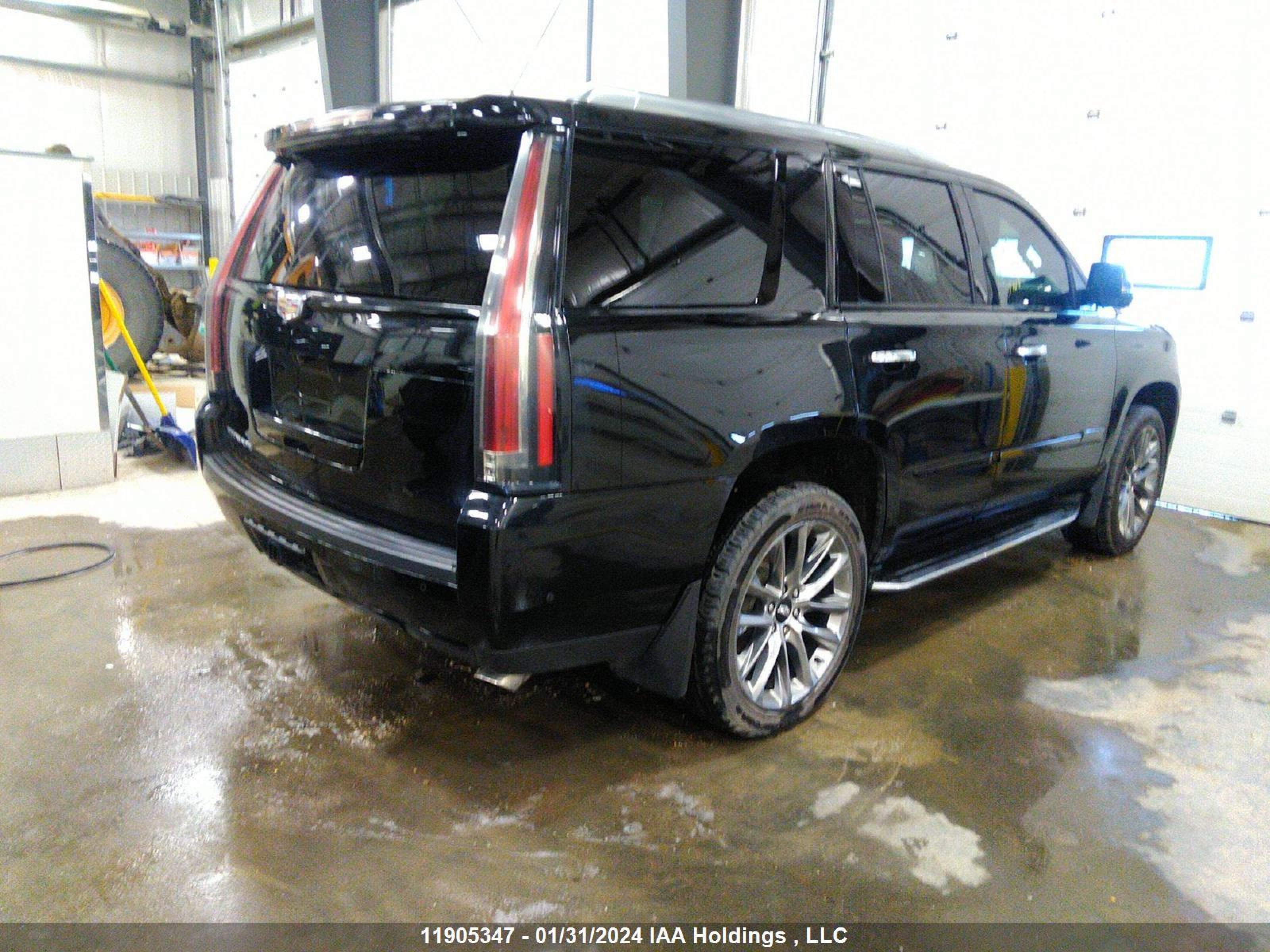 Photo 3 VIN: 1GYS4CKJ7LR305526 - CADILLAC ESCALADE 