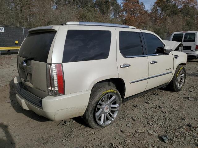 Photo 2 VIN: 1GYS4DEF1BR303945 - CADILLAC ESCALADE 