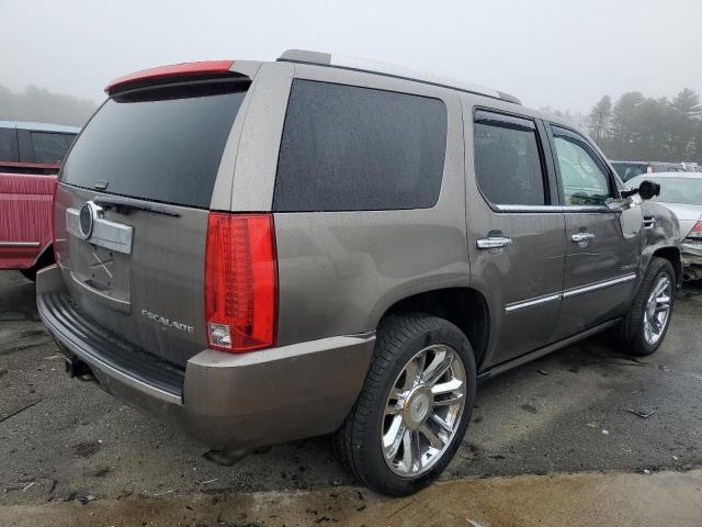 Photo 2 VIN: 1GYS4DEF4BR216301 - CADILLAC ESCALADE 