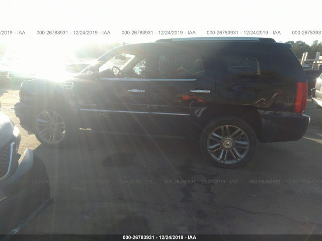 Photo 5 VIN: 1GYS4DEF4CR153296 - CADILLAC ESCALADE 