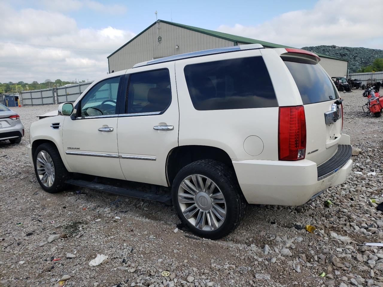 Photo 1 VIN: 1GYS4DEF4DR232050 - CADILLAC ESCALADE 