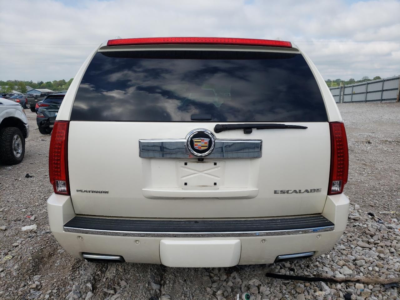 Photo 5 VIN: 1GYS4DEF4DR232050 - CADILLAC ESCALADE 