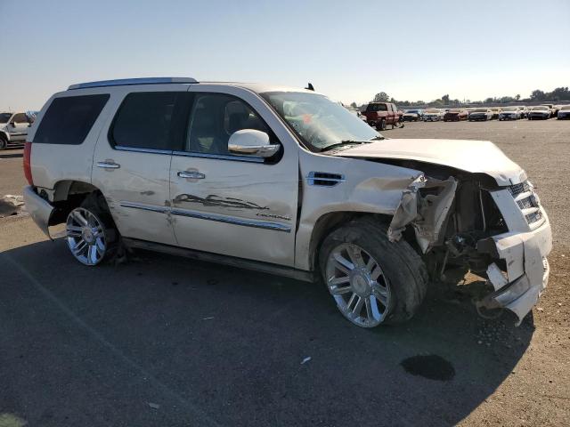 Photo 3 VIN: 1GYS4DEF4DR272497 - CADILLAC ESCALADE 