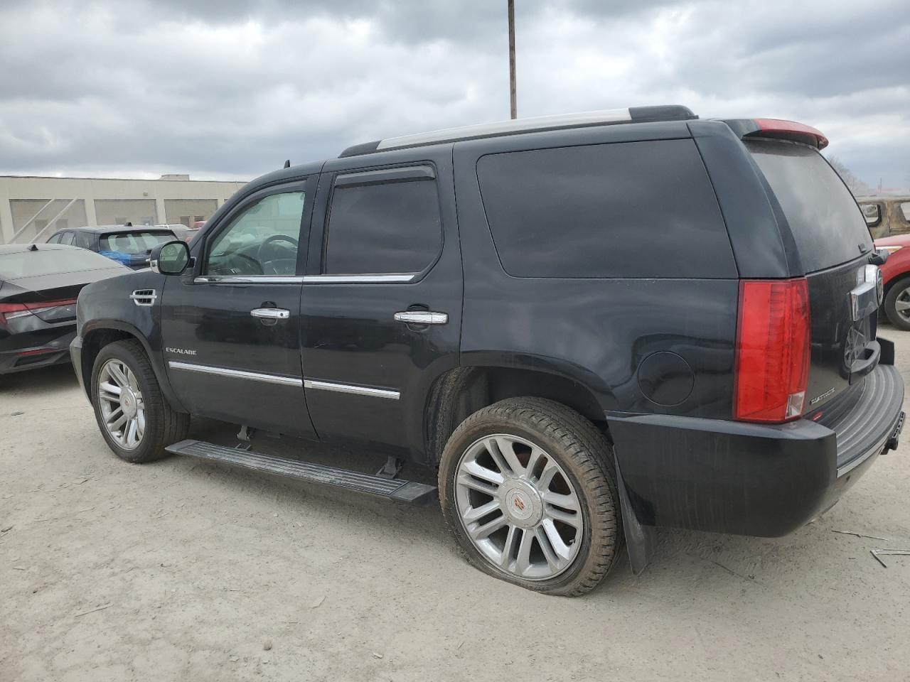 Photo 1 VIN: 1GYS4DEF6DR238996 - CADILLAC ESCALADE 