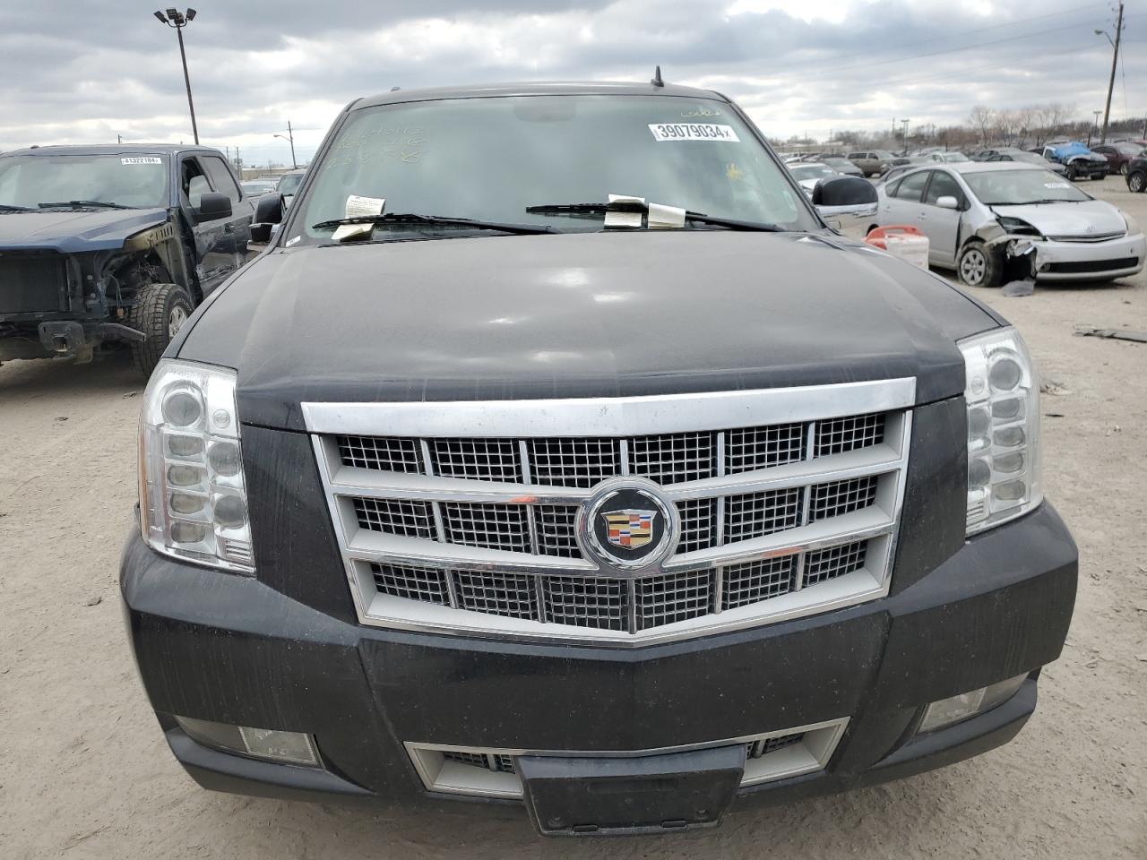 Photo 4 VIN: 1GYS4DEF6DR238996 - CADILLAC ESCALADE 