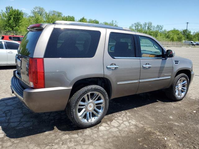 Photo 2 VIN: 1GYS4DEF9DR138309 - CADILLAC ESCALADE 