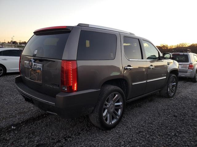 Photo 2 VIN: 1GYS4DEF9DR225157 - CADILLAC ESCALADE P 