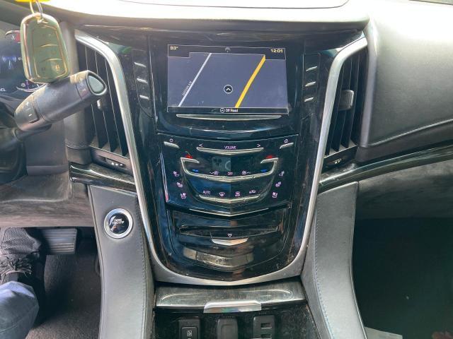 Photo 9 VIN: 1GYS4DKJ1JR334247 - CADILLAC ESCALADE P 