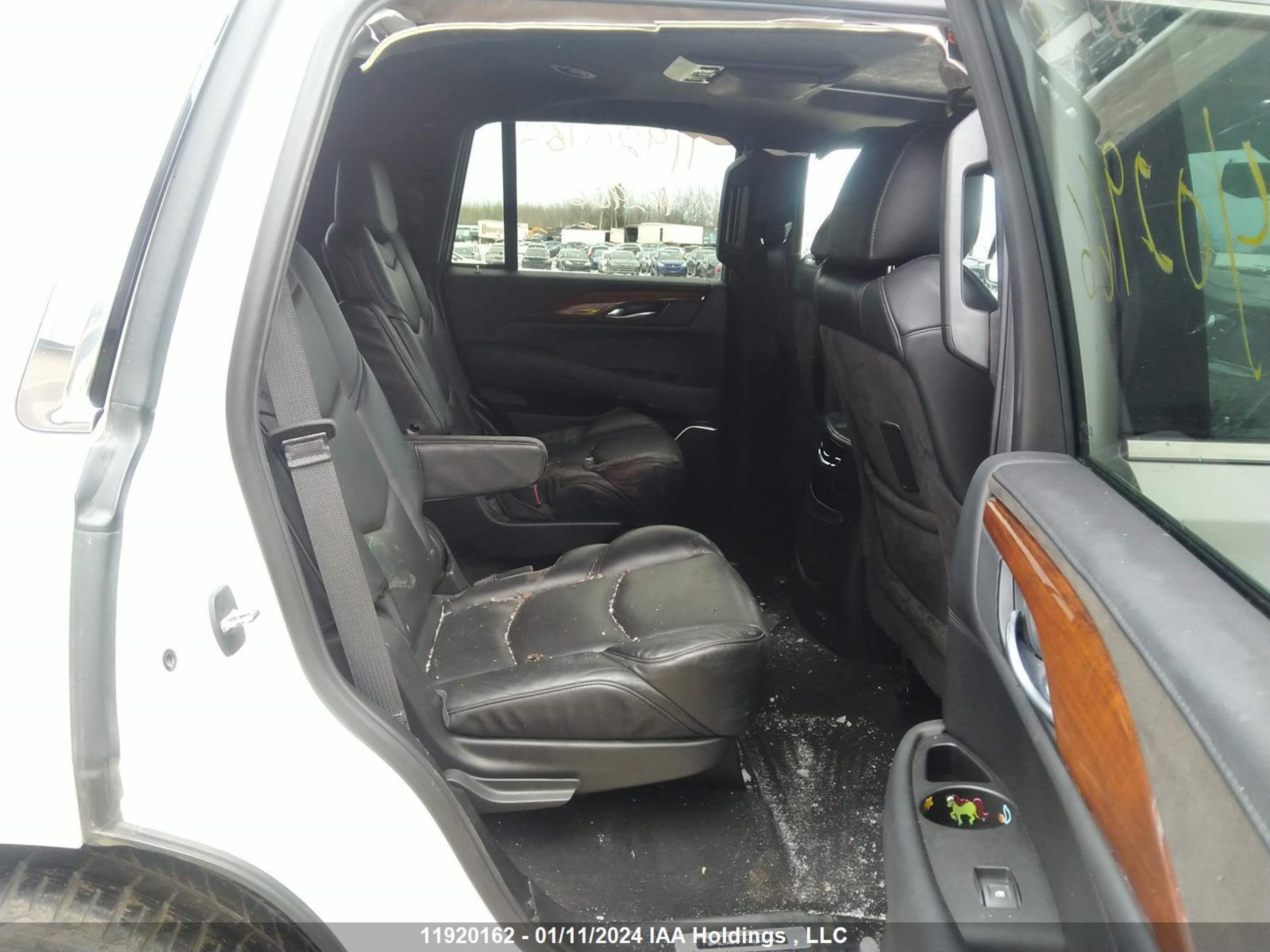 Photo 7 VIN: 1GYS4DKJ1JR402966 - CADILLAC ESCALADE 