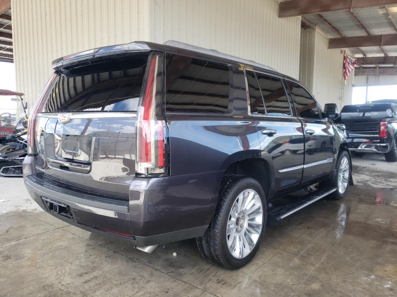 Photo 2 VIN: 1GYS4DKJ2GR316199 - CADILLAC ESCALADE 