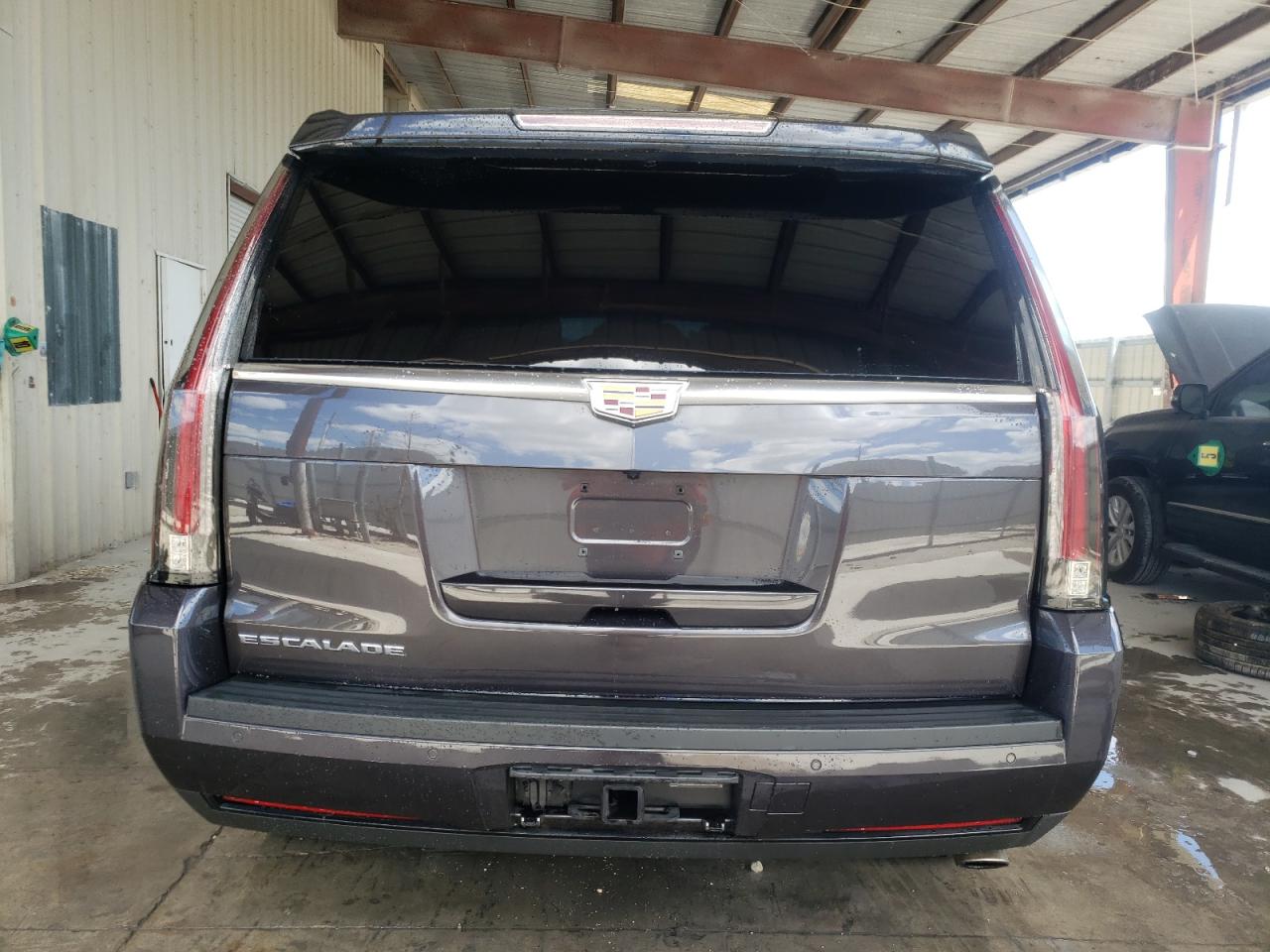 Photo 5 VIN: 1GYS4DKJ2GR316199 - CADILLAC ESCALADE 