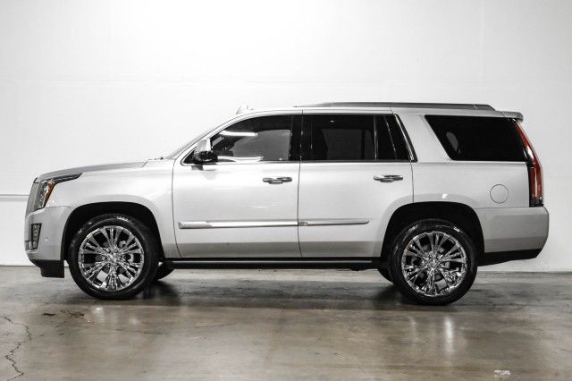 Photo 8 VIN: 1GYS4DKJ4JR393504 - CADILLAC ESCALADE 