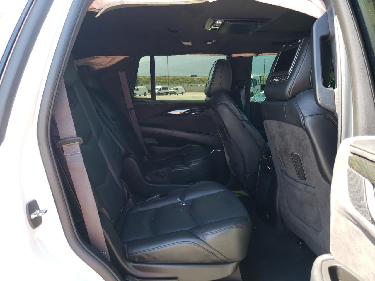 Photo 10 VIN: 1GYS4DKJ9GR412878 - CADILLAC ESCALADE 