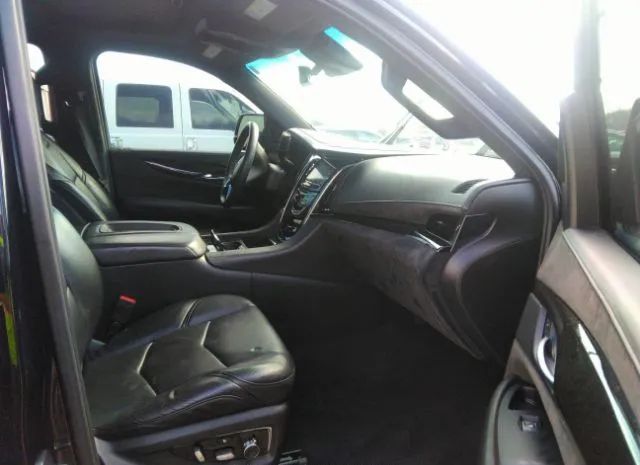 Photo 4 VIN: 1GYS4DKJ9JR261080 - CADILLAC ESCALADE 