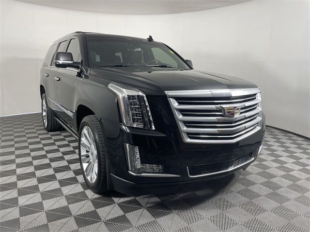 Photo 0 VIN: 1GYS4DKJXHR158289 - CADILLAC ESCALADE 