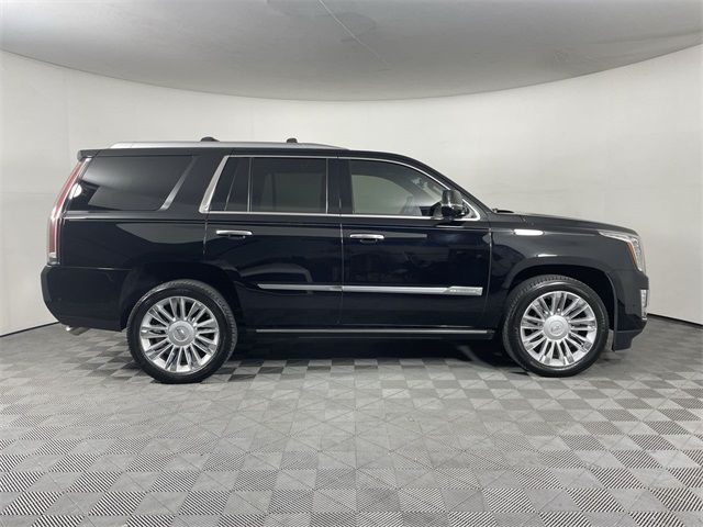 Photo 8 VIN: 1GYS4DKJXHR158289 - CADILLAC ESCALADE 