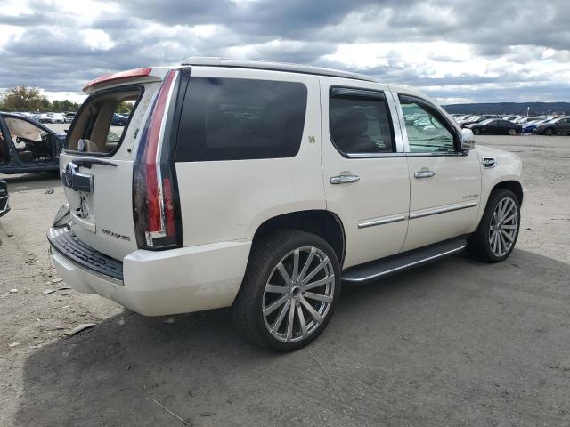 Photo 2 VIN: 1GYS4EEJ6BR326163 - CADILLAC ESCALADE 