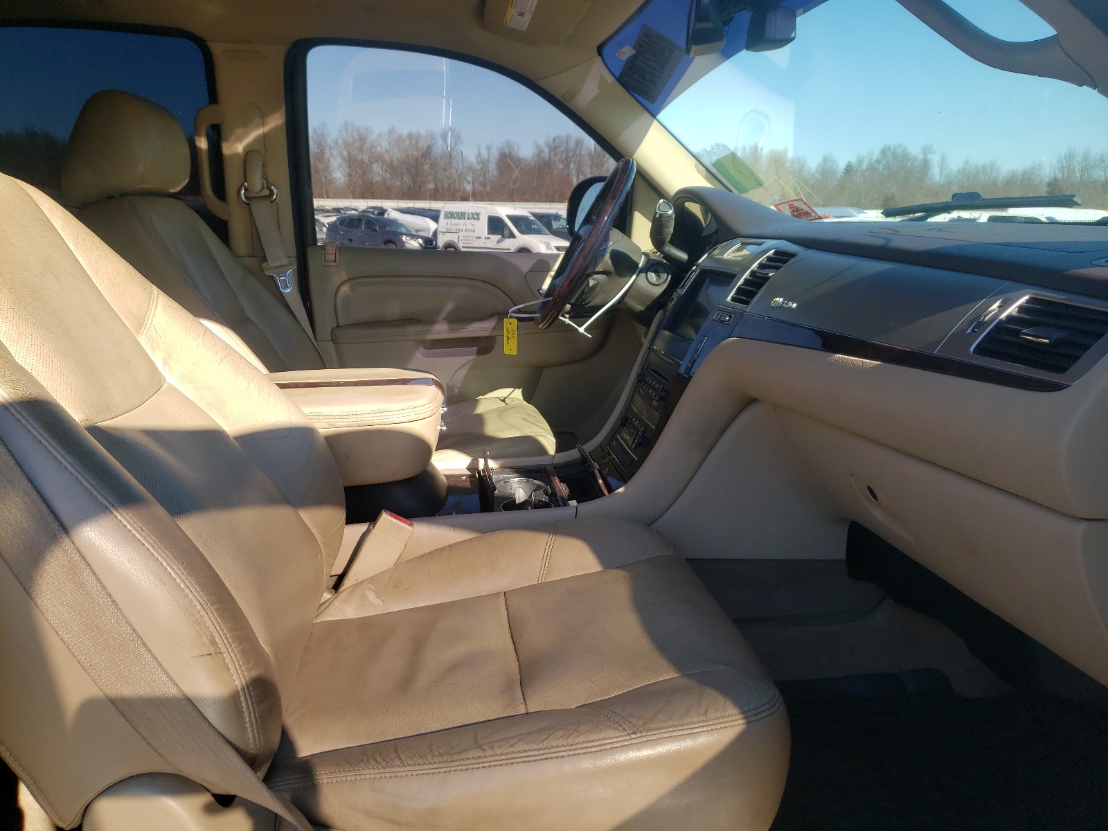 Photo 4 VIN: 1GYS4EEJ9BR238921 - CADILLAC ESCALADE H 