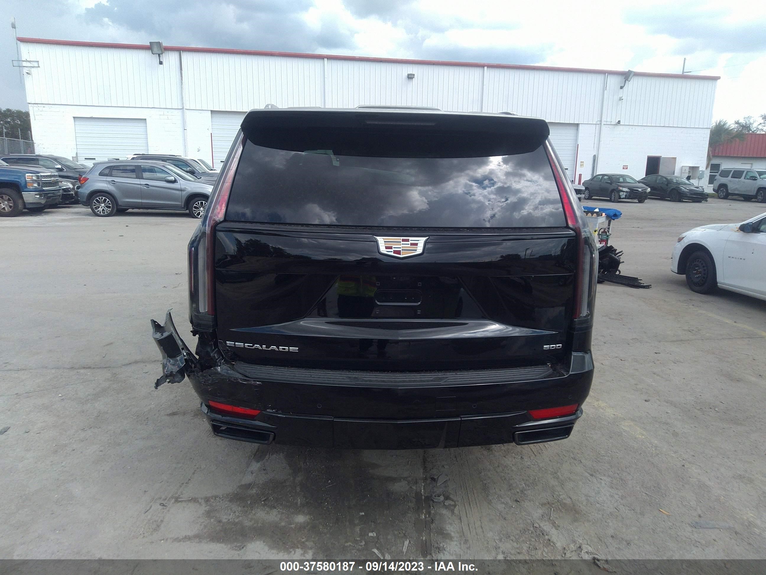 Photo 15 VIN: 1GYS4EKL3PR447147 - CADILLAC ESCALADE 