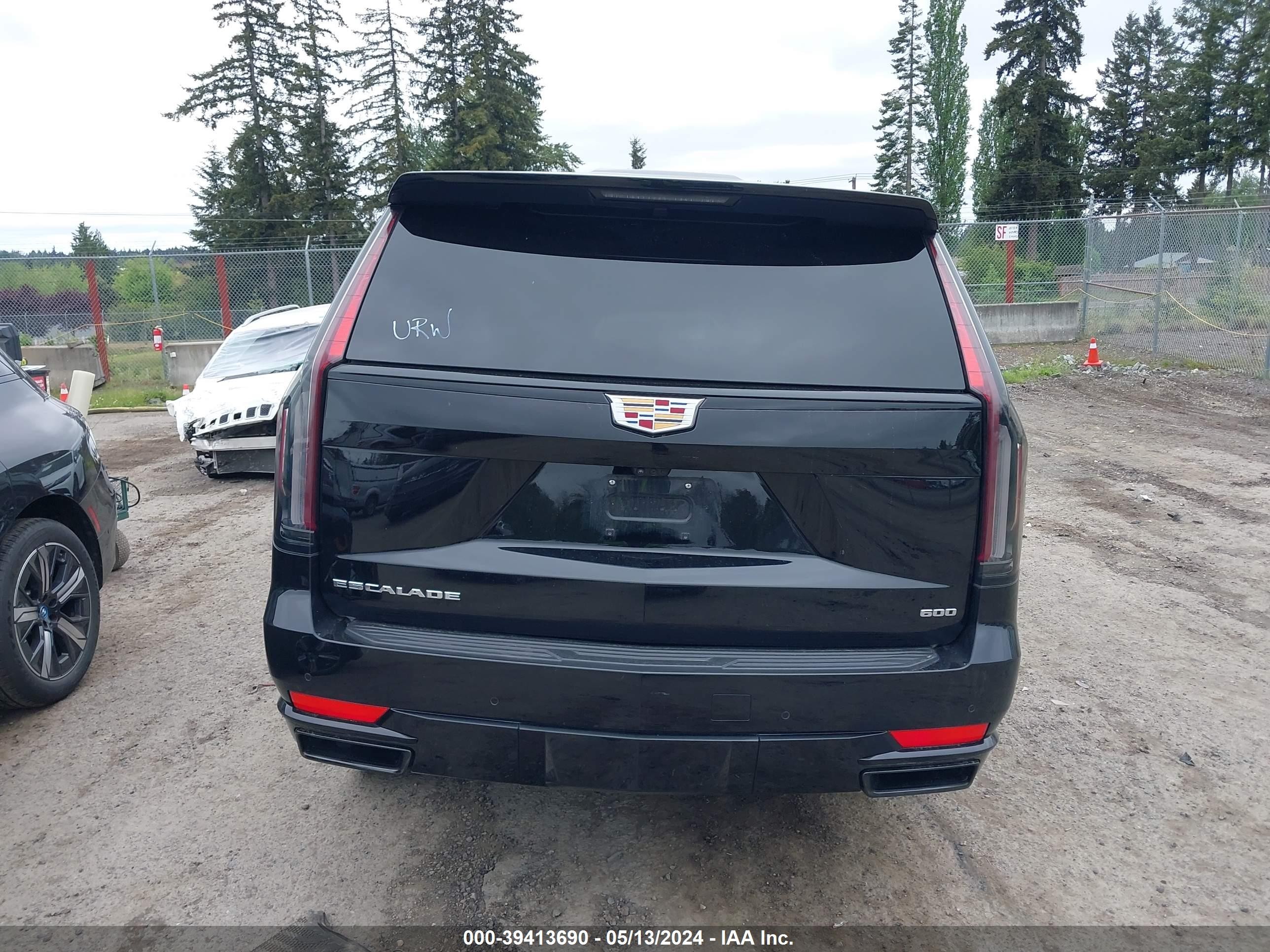 Photo 15 VIN: 1GYS4EKL7PR185858 - CADILLAC ESCALADE 