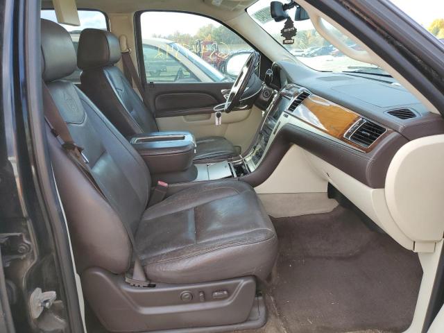 Photo 4 VIN: 1GYS4FEJ9BR122821 - CADILLAC ESCALADE P 