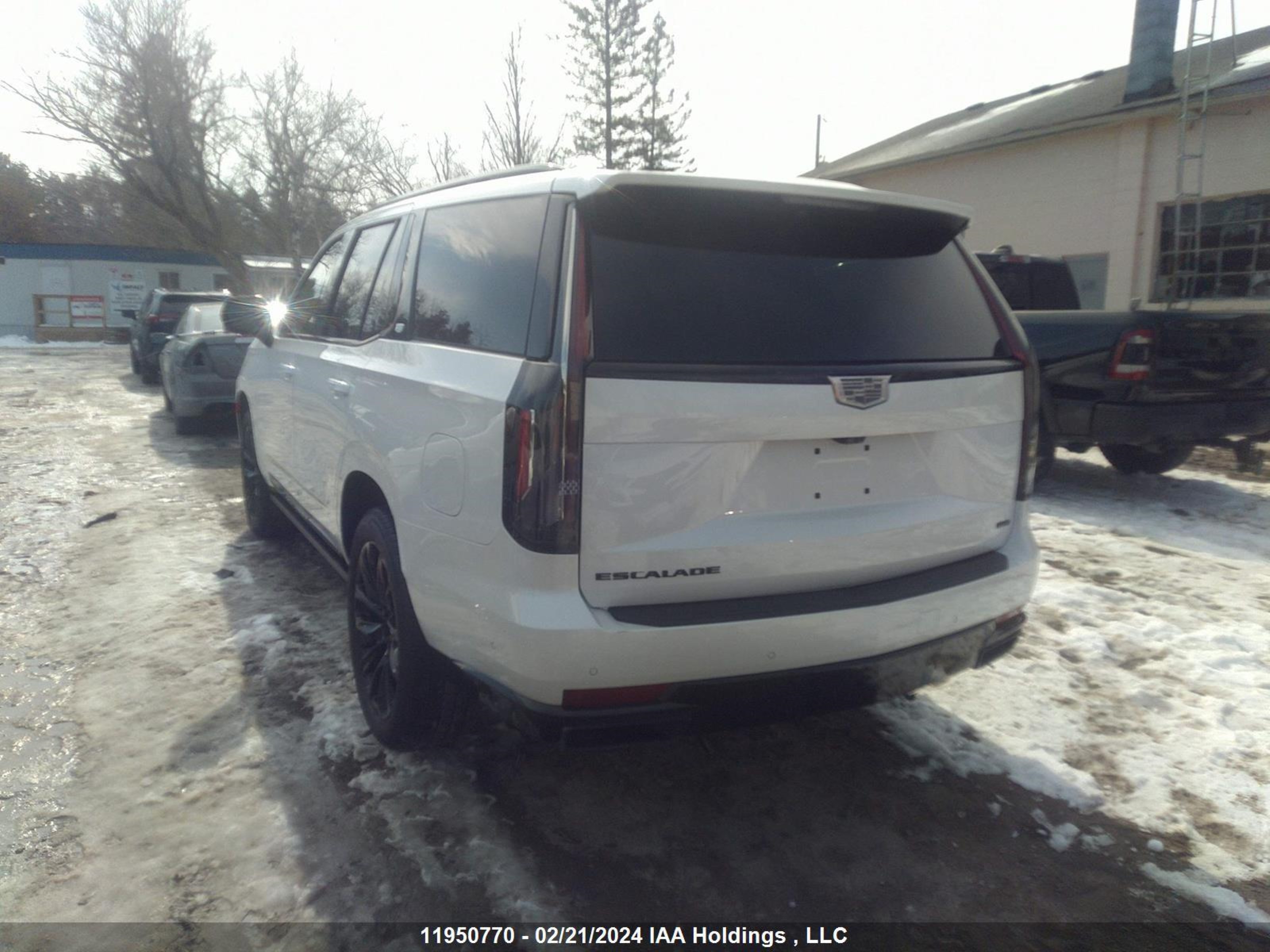 Photo 2 VIN: 1GYS4GKL4PR401113 - CADILLAC ESCALADE 