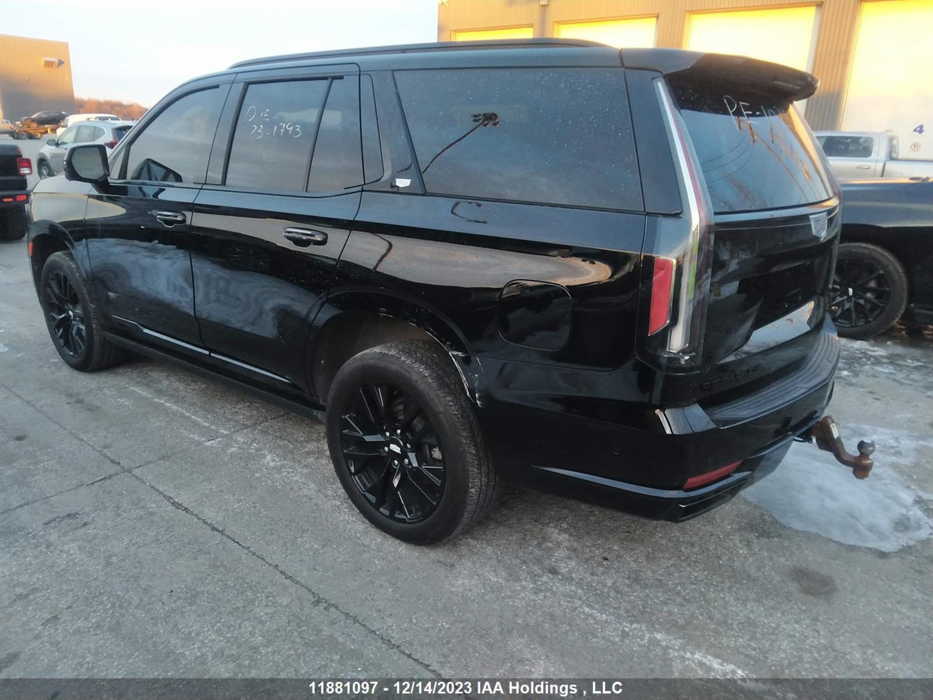 Photo 2 VIN: 1GYS4GKLXNR315009 - CADILLAC ESCALADE 