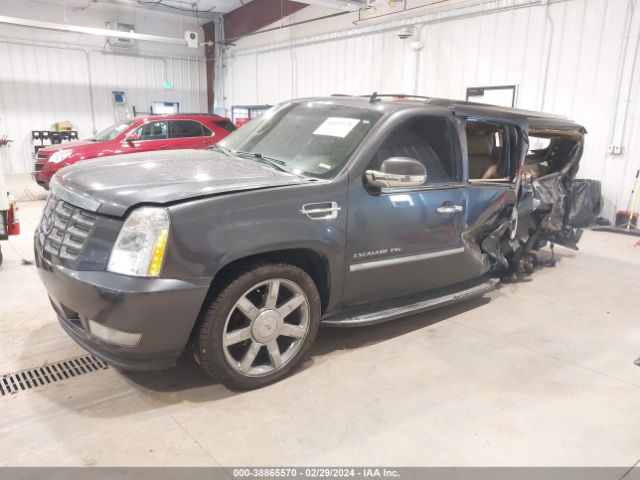 Photo 1 VIN: 1GYS4HEF0BR186060 - CADILLAC ESCALADE ESV 