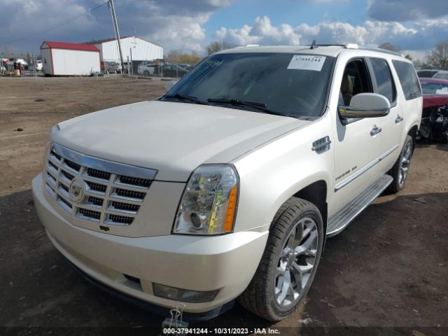 Photo 1 VIN: 1GYS4HEF2BR162147 - CADILLAC ESCALADE ESV 