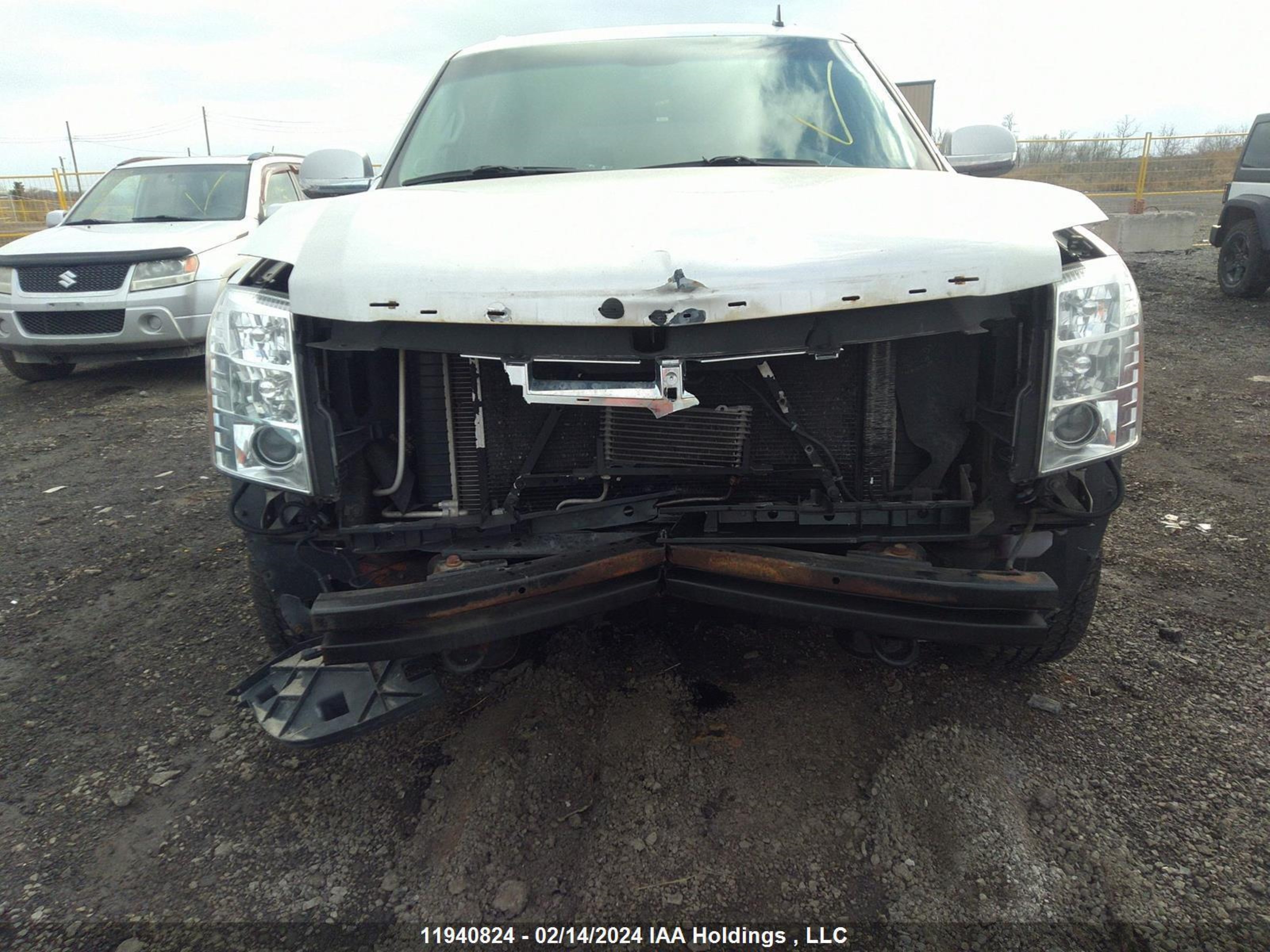 Photo 11 VIN: 1GYS4HEF3DR276774 - CADILLAC ESCALADE 