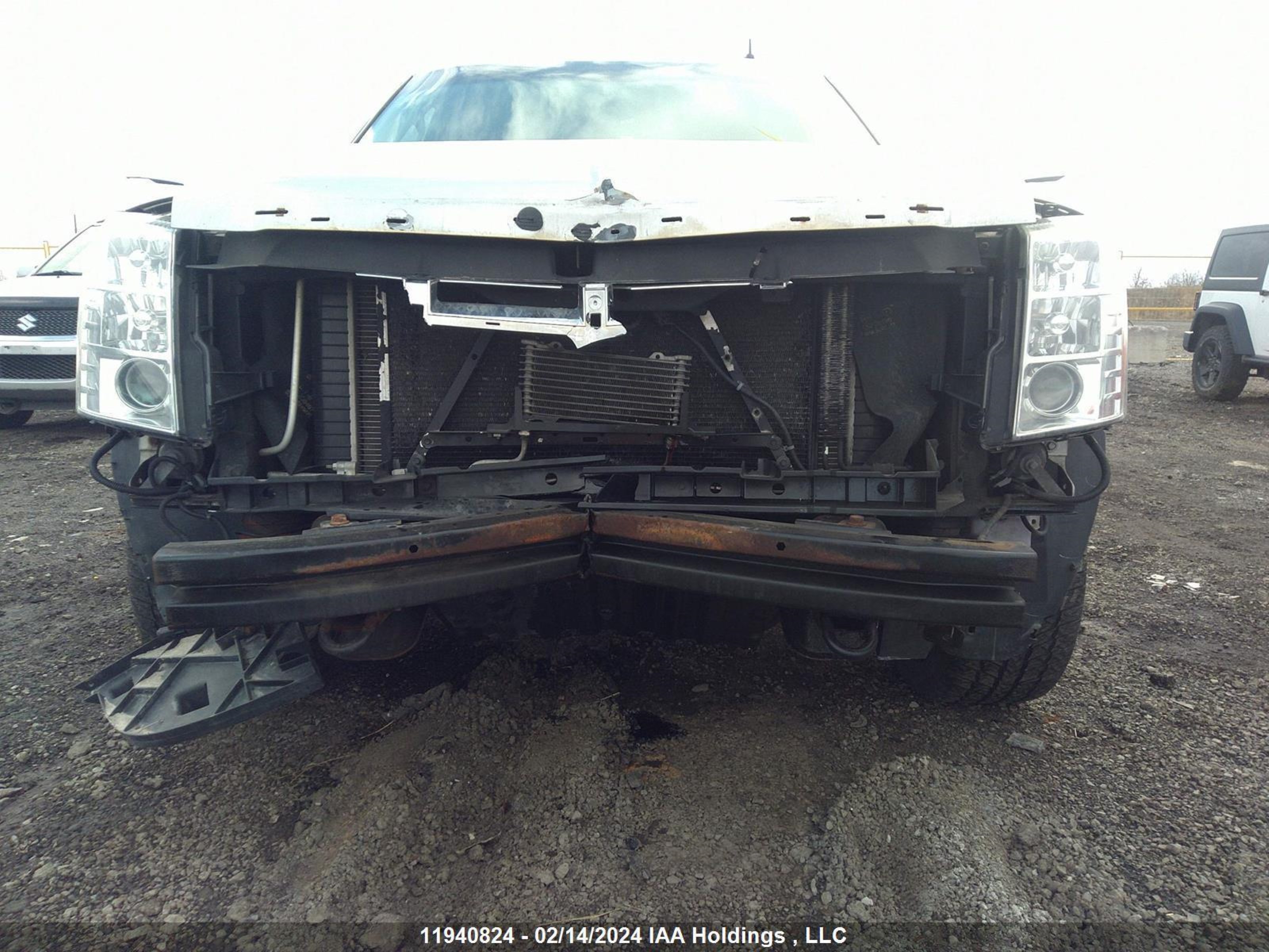 Photo 5 VIN: 1GYS4HEF3DR276774 - CADILLAC ESCALADE 