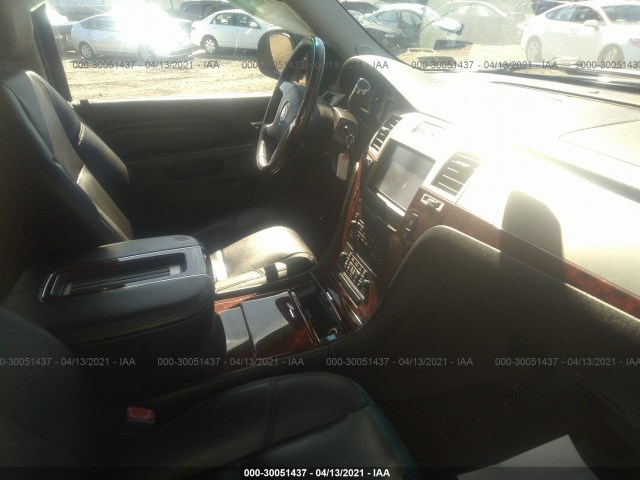 Photo 4 VIN: 1GYS4HEF4CR294117 - CADILLAC ESCALADE ESV 