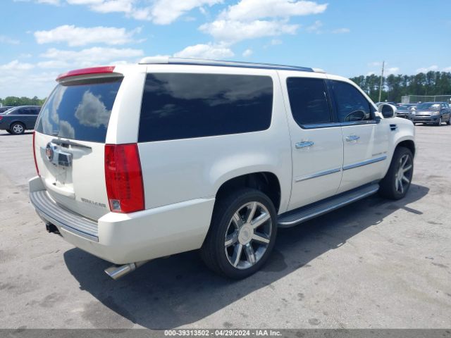 Photo 3 VIN: 1GYS4HEF7BR148972 - CADILLAC ESCALADE ESV 