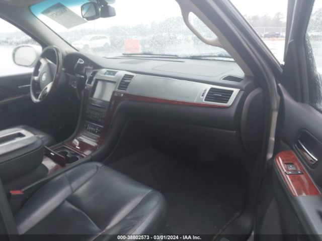 Photo 4 VIN: 1GYS4HEF7CR131641 - TOYOTA AVALON 