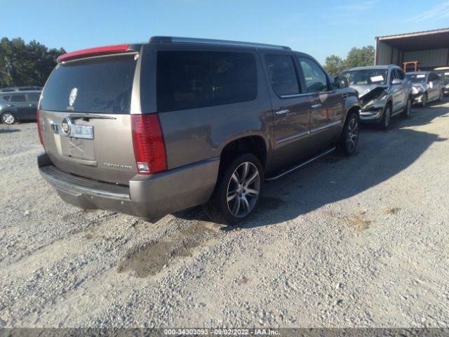 Photo 3 VIN: 1GYS4HEF8CR247205 - CADILLAC ESCALADE ESV 