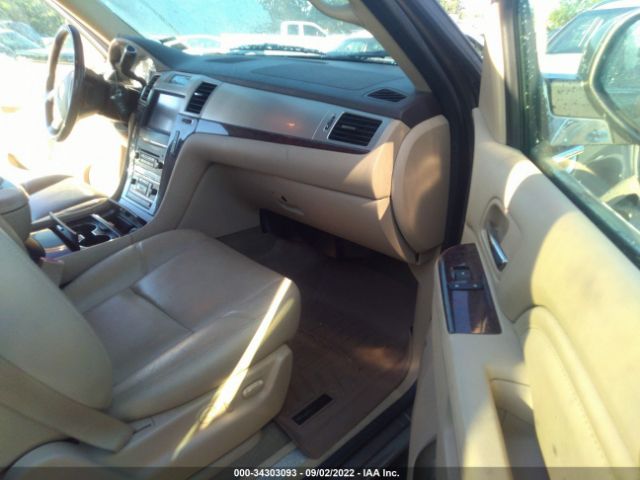 Photo 4 VIN: 1GYS4HEF8CR247205 - CADILLAC ESCALADE ESV 