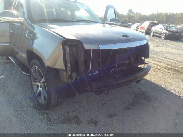 Photo 5 VIN: 1GYS4HEF8CR247205 - CADILLAC ESCALADE ESV 