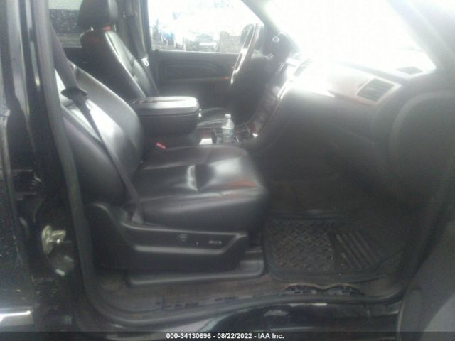 Photo 4 VIN: 1GYS4HEFXBR308701 - CADILLAC ESCALADE 