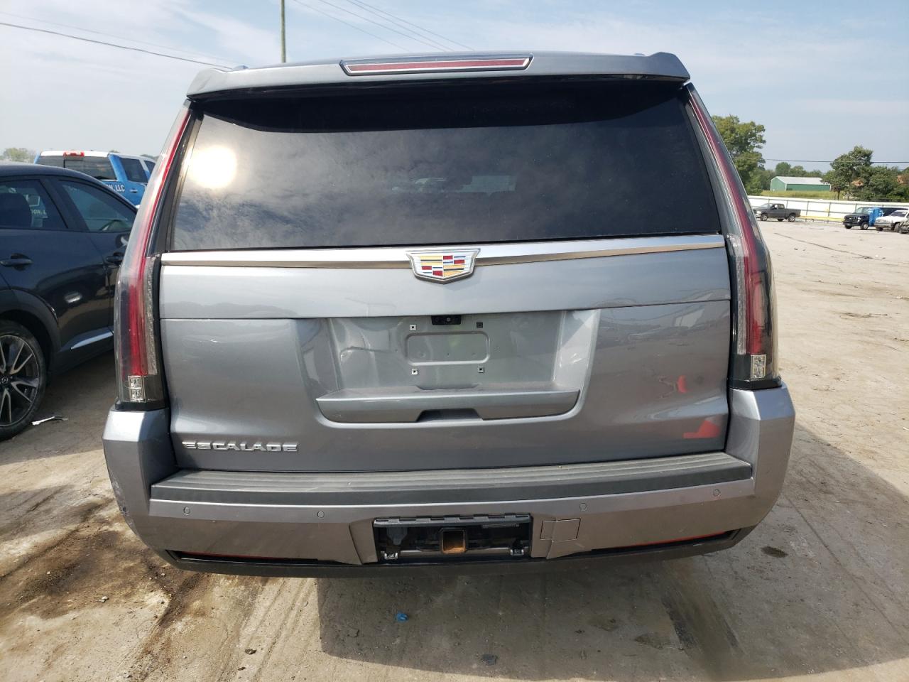 Photo 5 VIN: 1GYS4HKJ1KR187114 - CADILLAC ESCALADE 