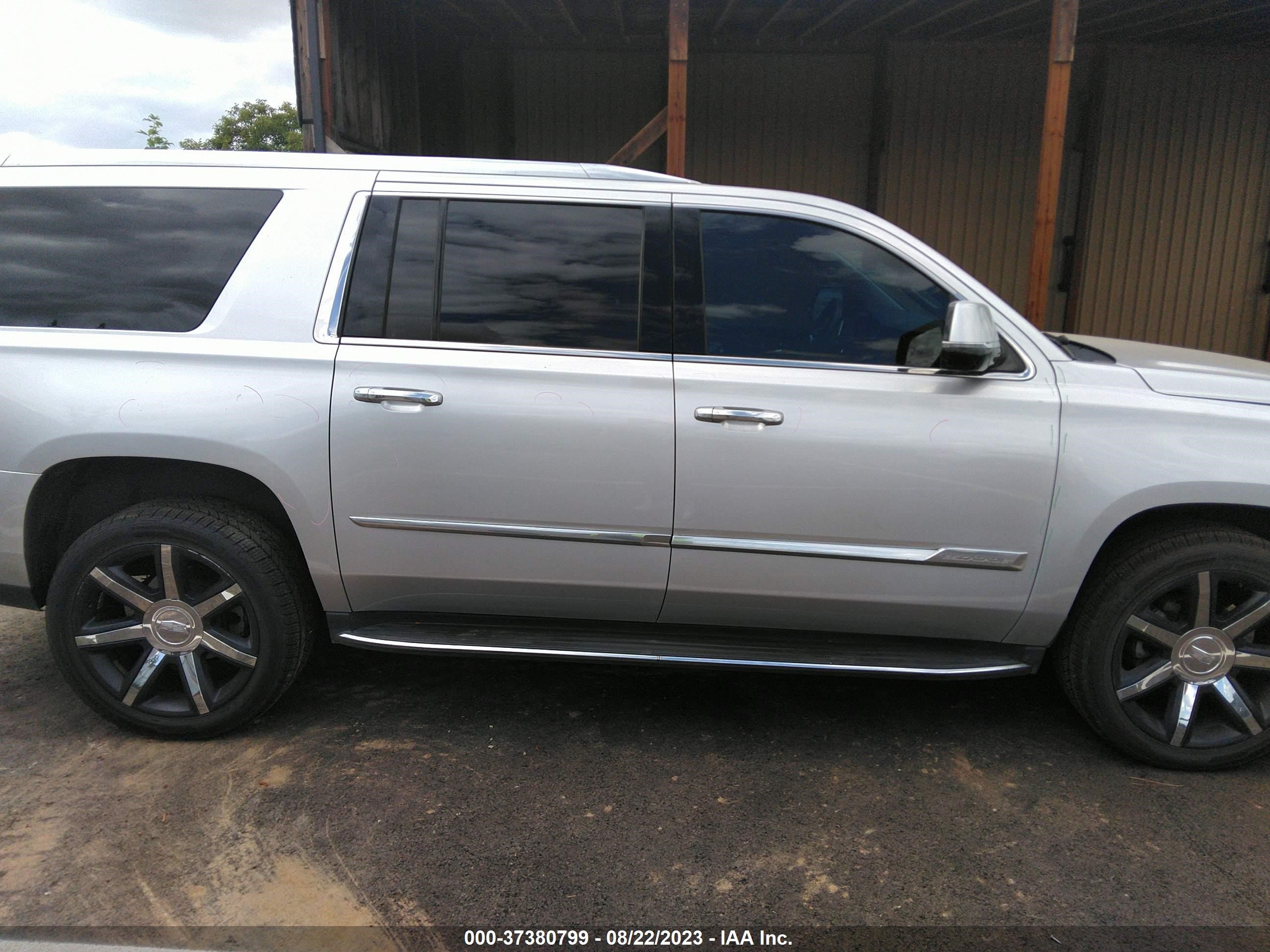 Photo 12 VIN: 1GYS4HKJ3HR273677 - CADILLAC ESCALADE 