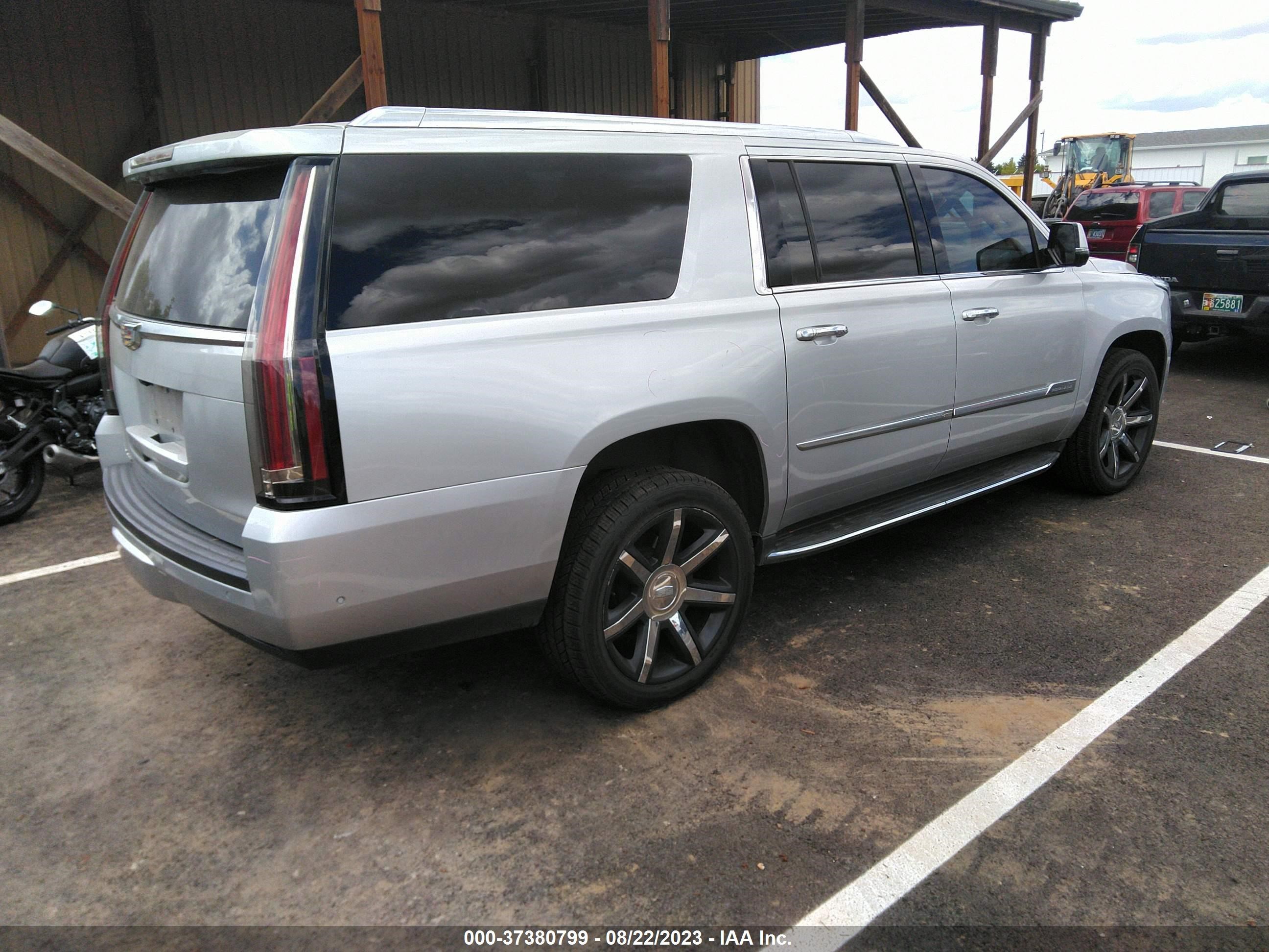 Photo 3 VIN: 1GYS4HKJ3HR273677 - CADILLAC ESCALADE 